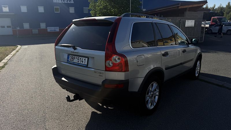 Volvo XC90 (2005) 2.4 D5 MANUÁL 120KW HEZKÝ STAV - fotka 8 z 32