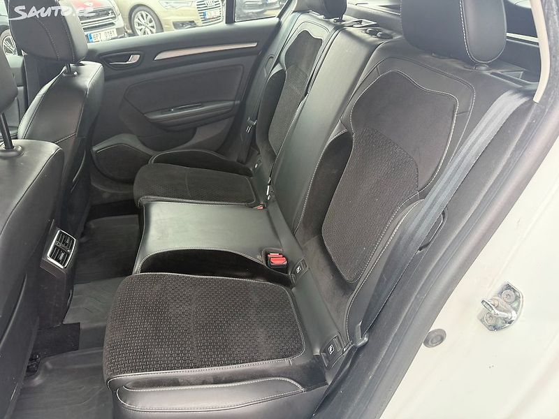 Renault Mégane 1.5 DCi 1.majitel CZ - fotka 27 z 33