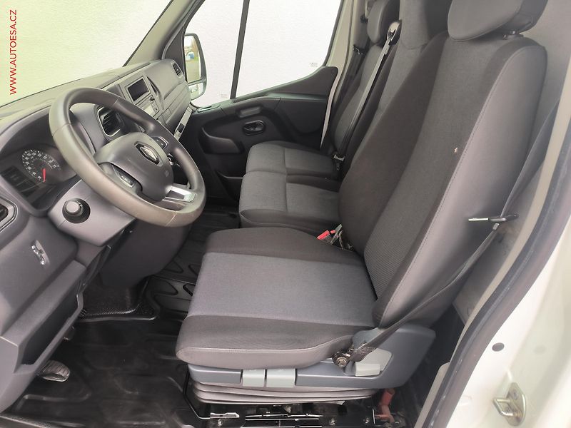 Renault Master (2020) 2.3dCi L2H2, 110kW, AC - fotka 23 z 25