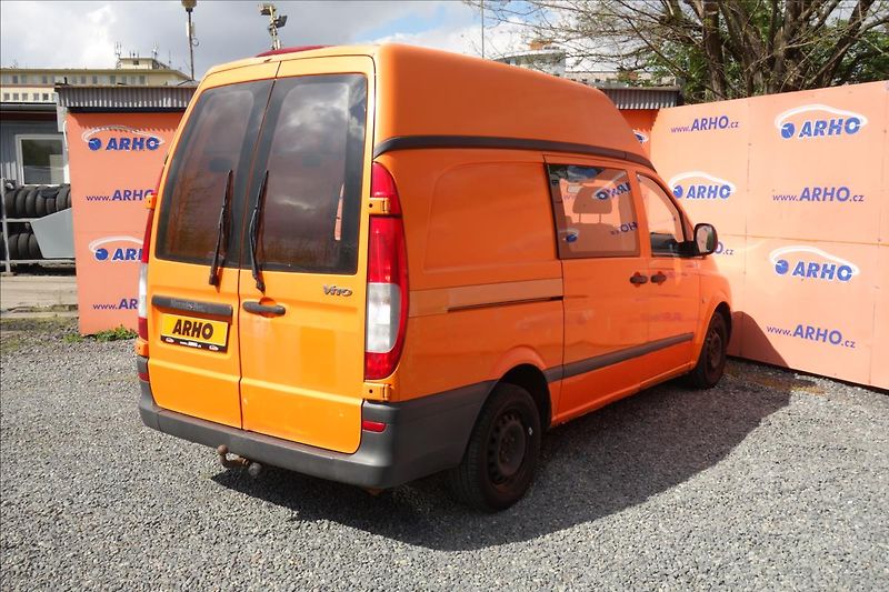 Mercedes-Benz Vito 2,2 CDi 80KW, ČR, 6MÍST,111. - fotka 7 z 27