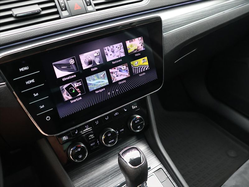 Škoda Superb iV 1,4 TSI 115kW Style DSG CZ - fotka 19 z 30