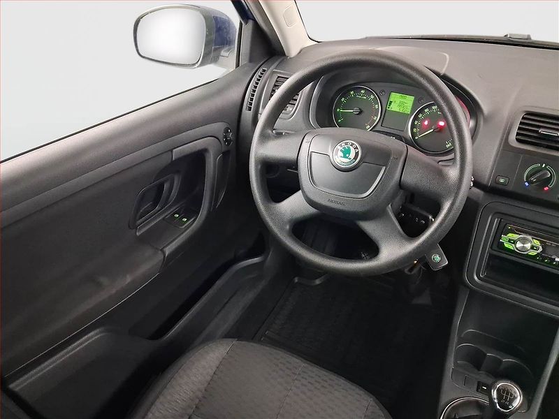 Škoda Fabia (2012) 1.2 12V, po STK, jezdí výborně - fotka 7 z 15
