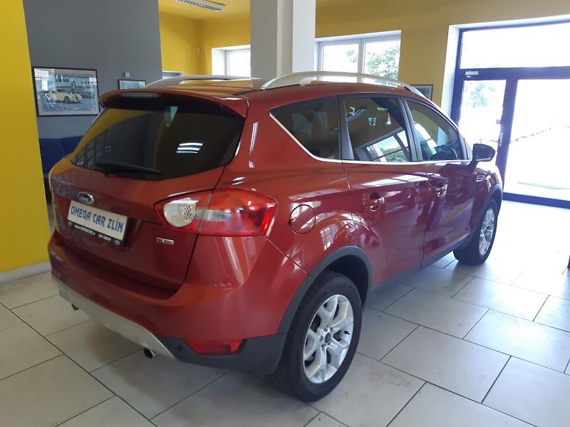 Ford Kuga 2.0 TDCI 4x4 TITANIUM - fotka 6 z 24