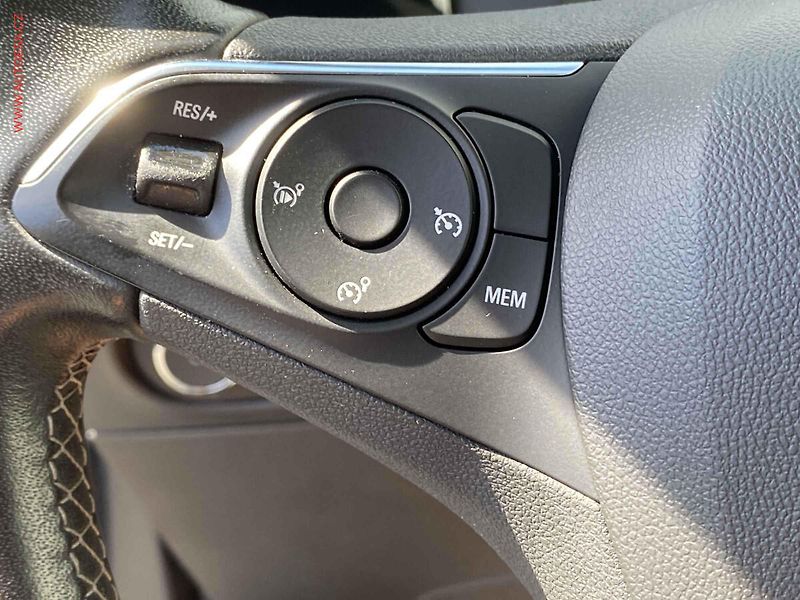 Opel Mokka (2022) 1.2T, Edition, LED, navi - fotka 16 z 18