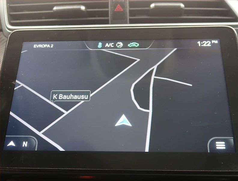 MG ZS (2022) Elegance 1.0 Turbo, Automat - fotka 13 z 18