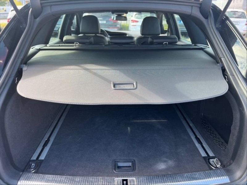 Audi A4 2,0 TDI S-Line AP - fotka 6 z 11