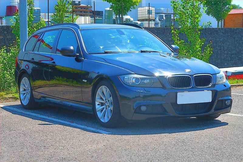 BMW Řada 3 (2010) 325 d, po STK, Tažné - fotografie inzerátu