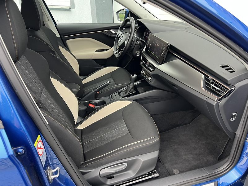 Škoda Kamiq (2021) 1.5TSI 110kW DSG STYLE ČR NOVÉ - fotka 7 z 27