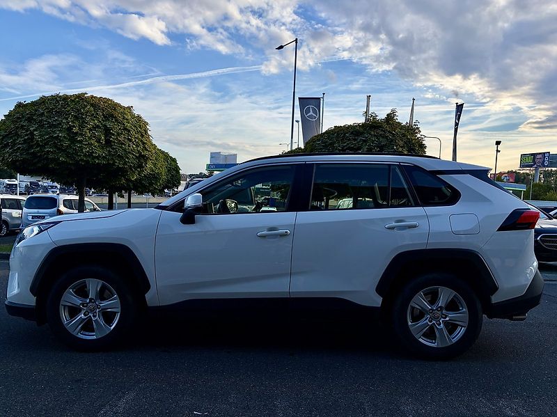 Toyota RAV4 2,0 AWD Comfort - fotka 4 z 27