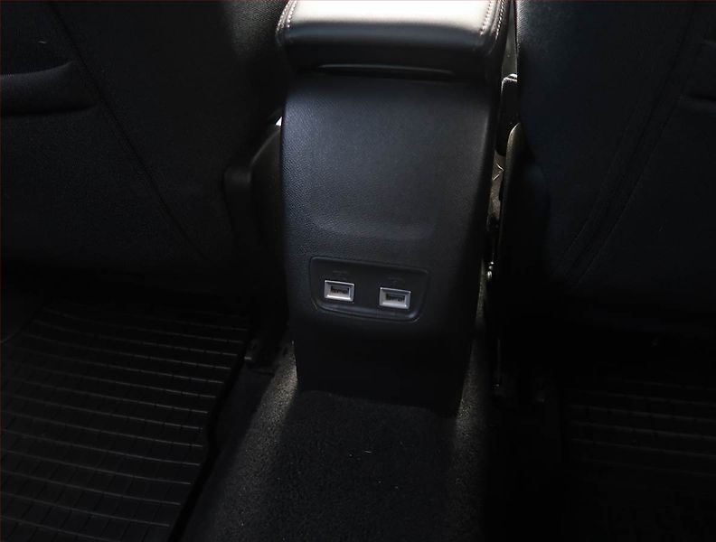 Peugeot 2008 (2023) 1.2 PureTech - fotka 25 z 25