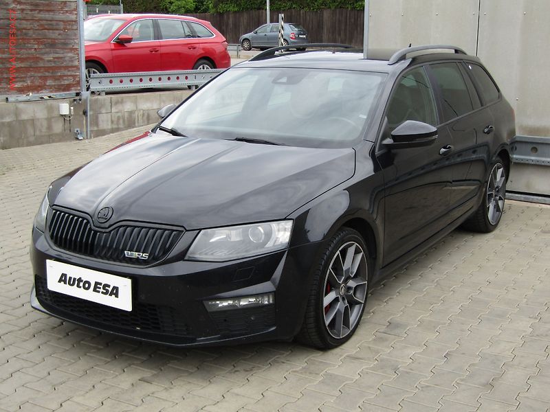 Škoda Octavia (2014) 2.0 TDi, RS, DSG - fotka 3 z 18