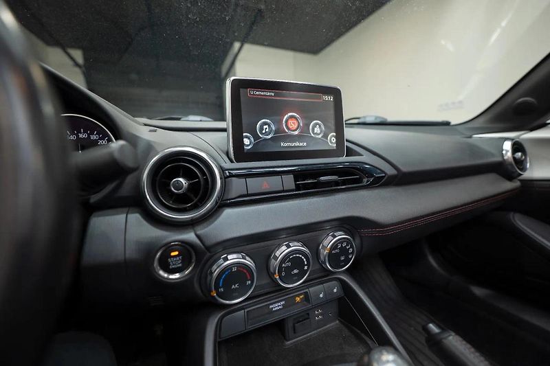 Mazda MX-5 2.0 118 kW RWD 6MT - fotka 14 z 29