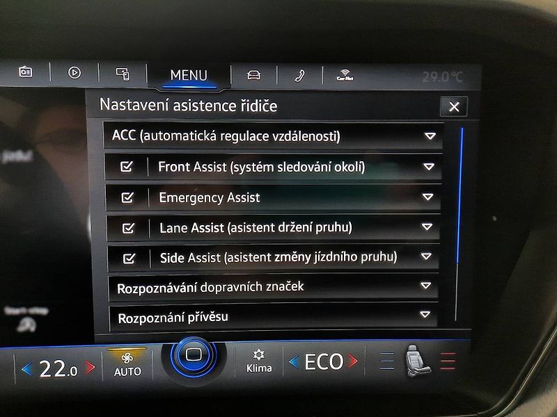 Volkswagen Touareg (2023) 3.0 TDI R-Line 4Motion (210kW/ - fotka 18 z 29