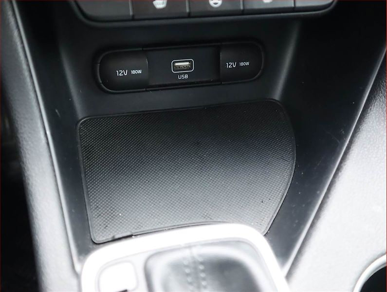 Kia Sportage (2021) 1.6 CRDi - fotka 19 z 20