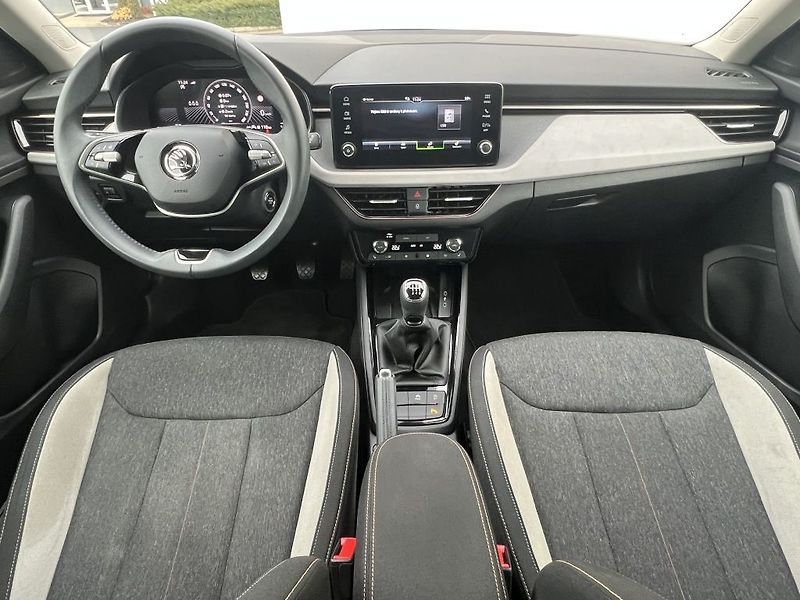 Škoda Kamiq Top Selection 1.0TSI 85 kW - fotka 6 z 33
