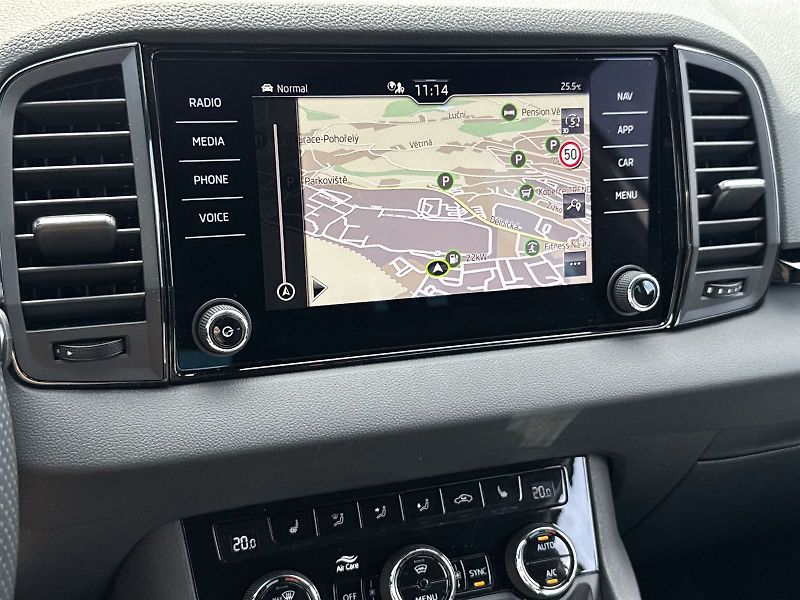 Škoda Karoq (2025) 2.0 TDI 4x4 DSG Sportline - fotka 17 z 36