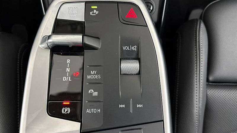 BMW Řada 2 218i AUT Luxury Line - fotka 24 z 30