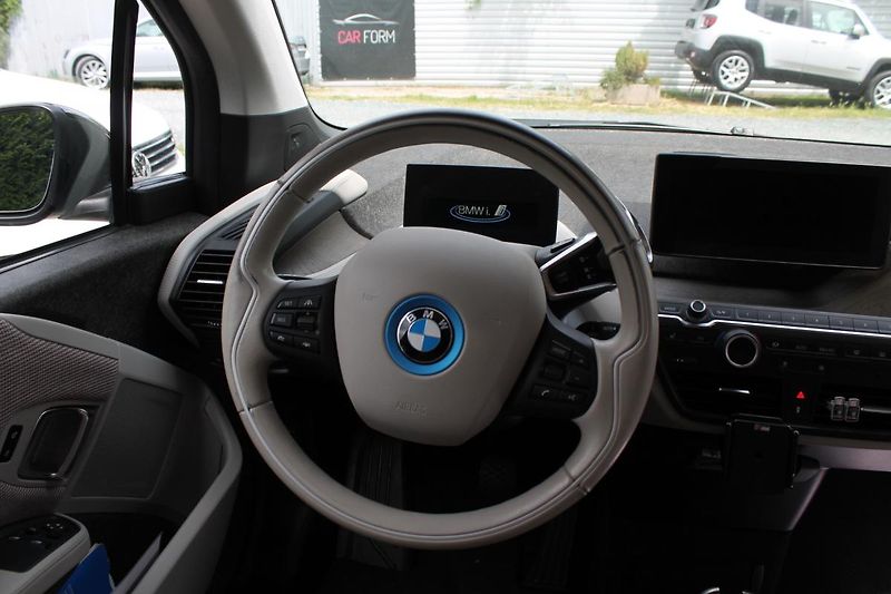 BMW i3 (2017) s 135kW Harman Kardon - fotka 35 z 36