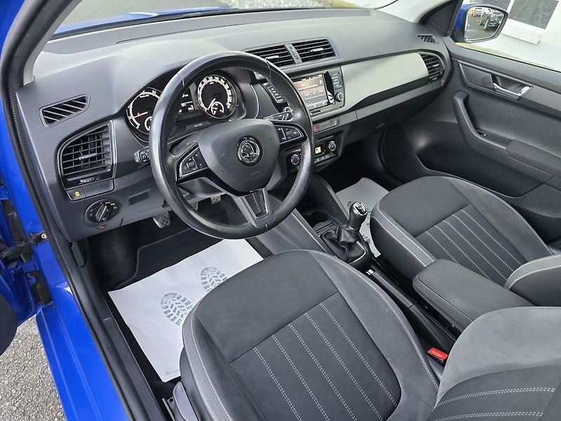 Škoda Fabia 70kW STYLE DIGIKLIMA ČR - fotka 10 z 36