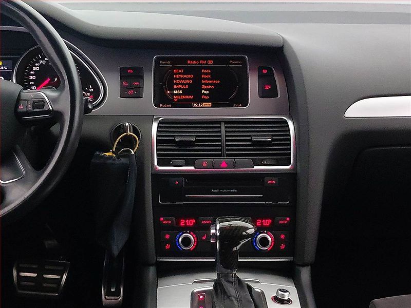 Audi Q7 (2010) S-Line 3.0 TDI, 4X4, Automat - fotka 12 z 21