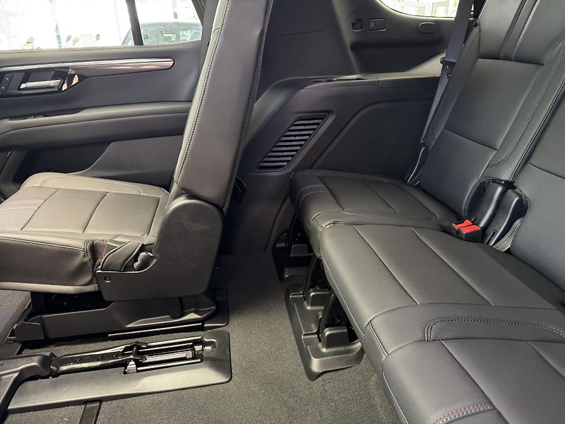 Chevrolet Tahoe RST 6,2 V8 - fotka 15 z 64