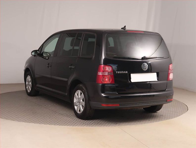 Volkswagen Touran (2007) Comfortline 1.9 TDI, po STK - fotka 4 z 15