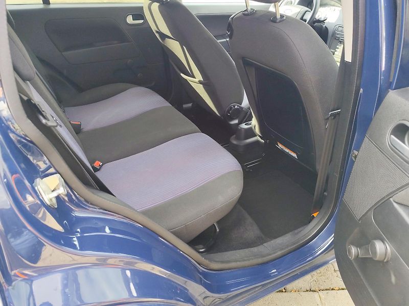 Ford Fusion (2008) 1. 4 Duratec 58 kW / 80 k 5 st - fotka 17 z 24
