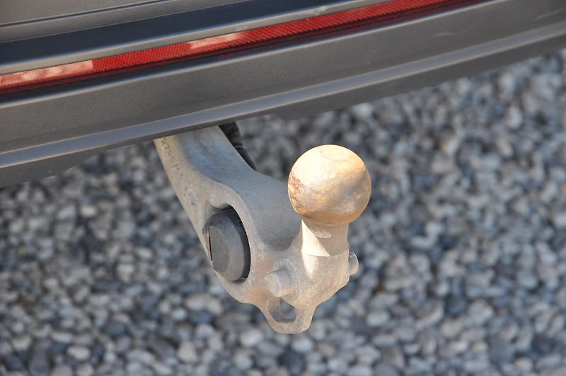 Volkswagen Touareg 3.0TDi V6 170kW 4x4 Automat - fotka 10 z 27