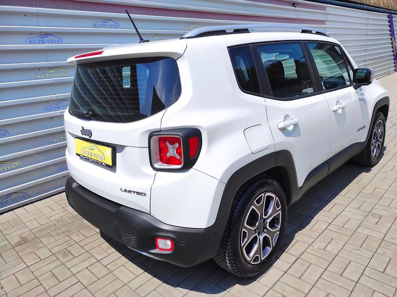 Jeep Renegade 1.4MultiAir, Limited, Tempomat - fotka 4 z 48