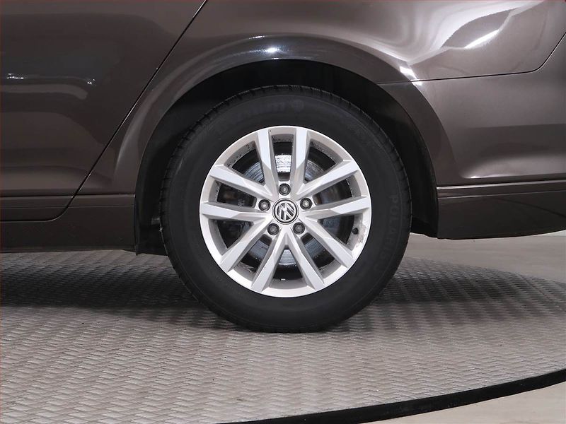 Volkswagen Passat (2016) Comfortline 1.6 TDI, Navi - fotka 15 z 19
