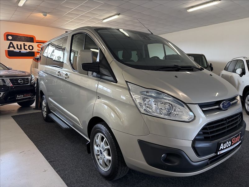 Ford Tourneo Custom 2,2 Titanium 113tkm! 1maj. - fotka 2 z 31