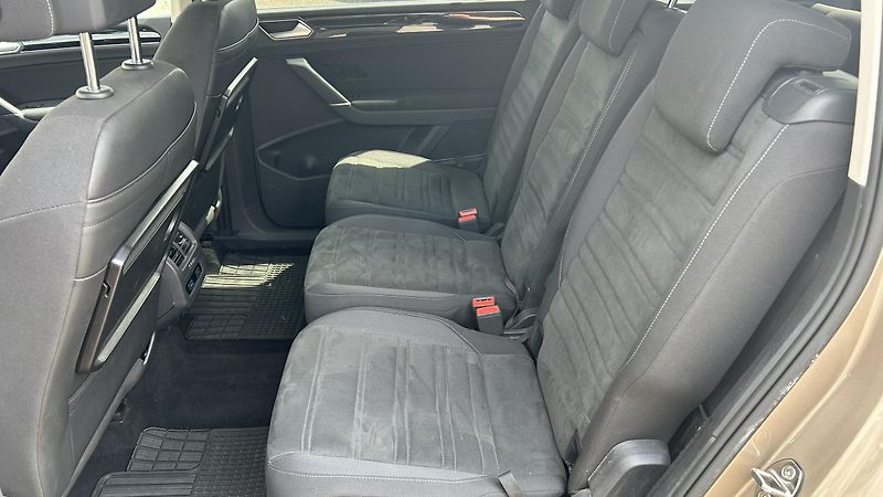 Volkswagen Touran (2018) 1,4TSI 110KW 7MÍST TOP!!!!! - fotka 8 z 19
