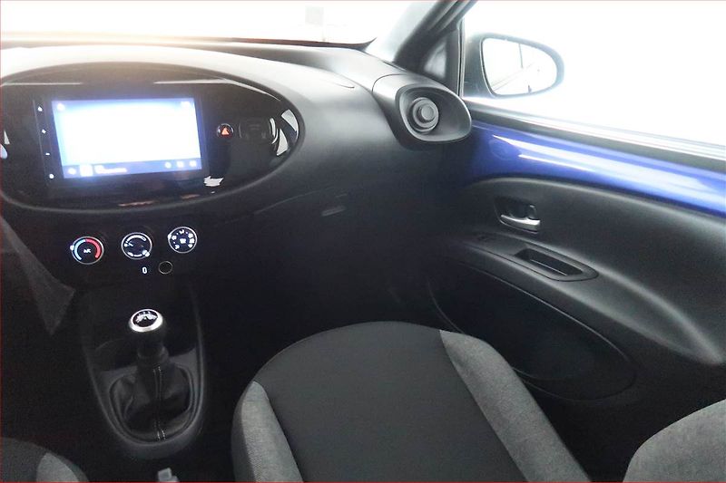 Toyota Aygo (2024) 1.0, ČR,1.maj, Serv.kniha - fotka 8 z 16