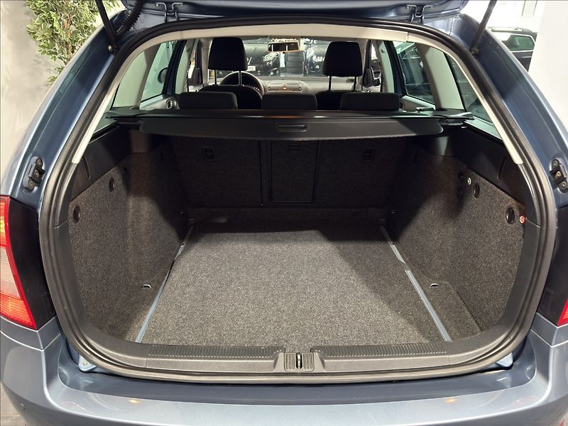 Škoda Octavia 1,4   TSI 90KW 1.MAJ FAMILY - fotka 26 z 37