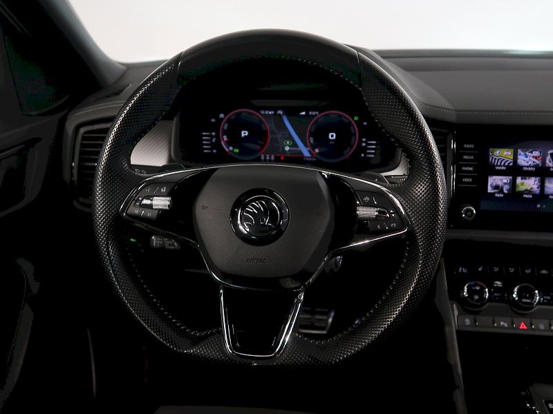 Škoda Kodiaq (2023) SPORTLINE 2.0TSI 140KW 4x4 DSG - fotka 17 z 42