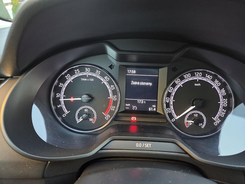 Škoda Octavia (2018) III 1.6TDI 2.Maj. nové v ČR - fotka 41 z 50