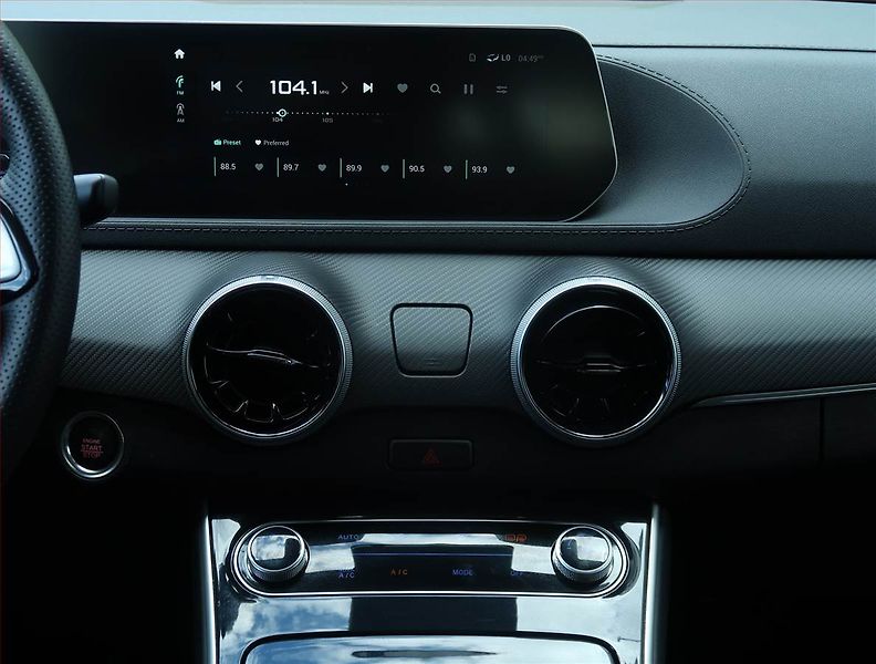 Dongfeng T5 EVO (2024) Luxury 1.5 Turbo - fotka 12 z 27