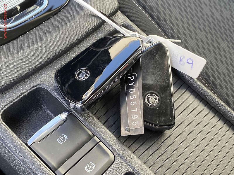 Škoda Octavia (2023) 2.0TDi, ČR, Style, DSG, LED - fotka 19 z 19