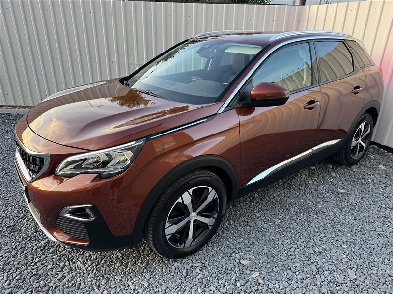 Peugeot 3008 1,2 i ALLURE DPH 1.maj původČR - fotka 5 z 50