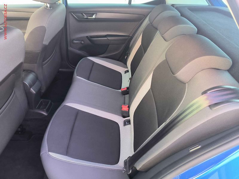 Škoda Fabia (2017) 1.2 TSI, ČR, AC, temp - fotka 10 z 15