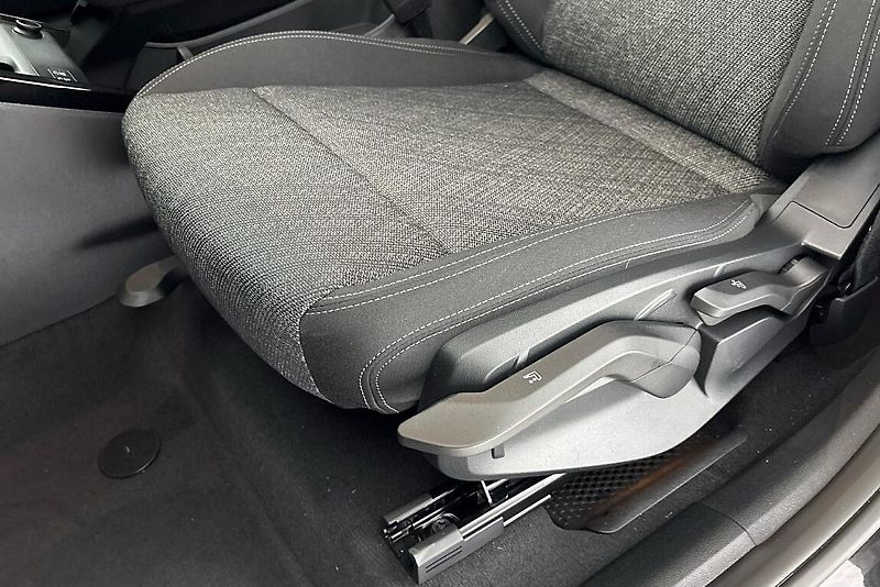 BMW X1 xDrive23d - fotka 7 z 25