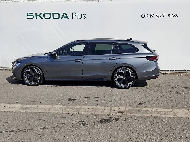 Škoda Superb (2025) Combi SportLine 2,0 Tdi 142 Kw - fotka 3 z 45