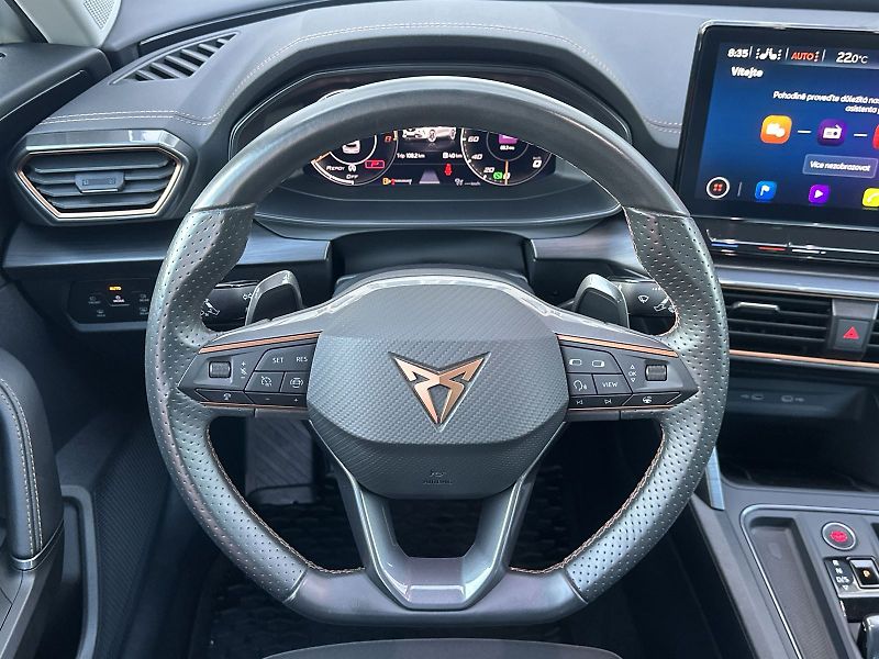 Cupra Formentor (2024) 1.5 TSI DSG - fotka 6 z 31