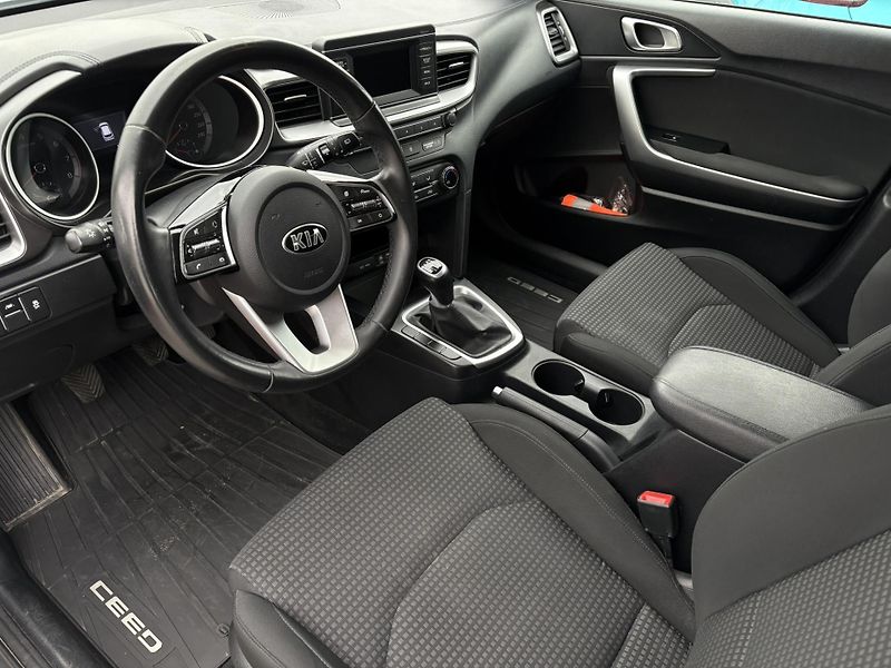 Kia Ceed 1.4 CVVT 73kW COOL - fotka 10 z 20