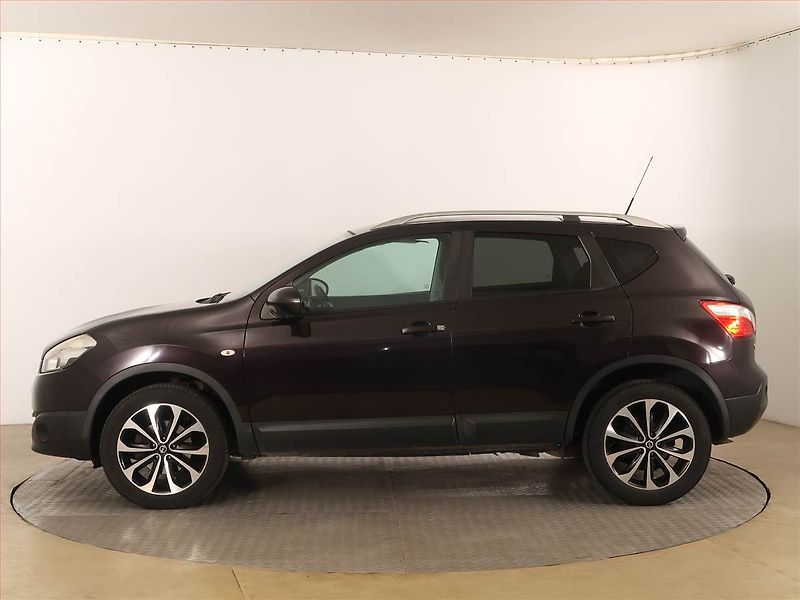 Nissan Qashqai (2013) 1.6 dCi, Serv.kniha, Navi - fotka 3 z 18