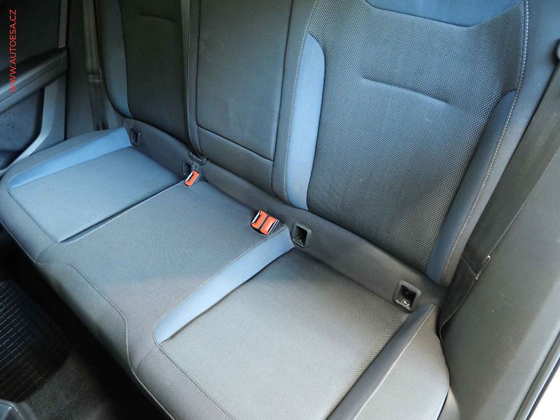 Seat Ateca (2017) 1.6 TDi, AC, tempo - fotka 10 z 19