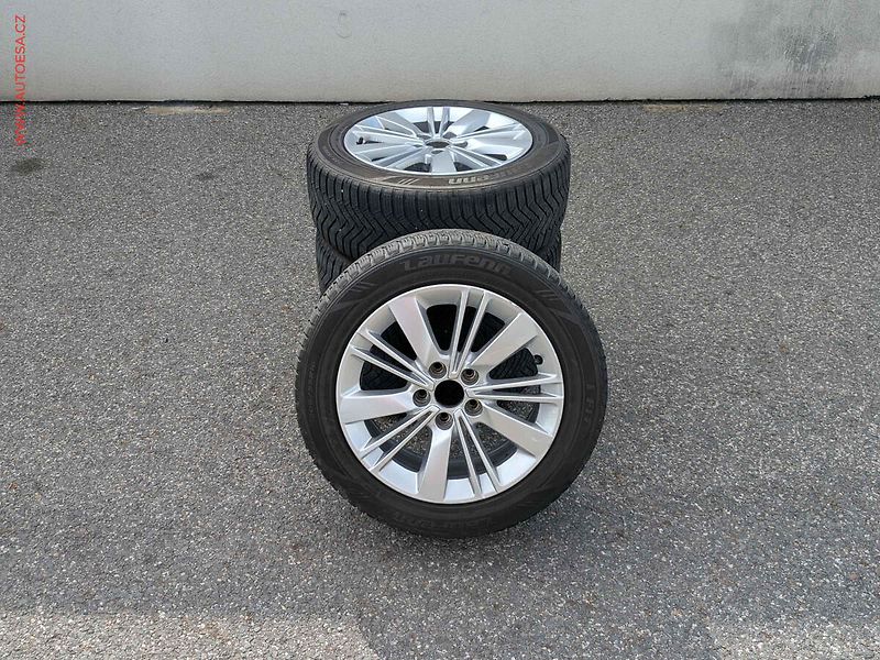 Peugeot 308 (2018) 1.6 HDi, 2.maj,ČR, AC, tempo - fotka 17 z 17