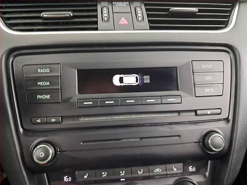 Škoda Octavia (2014) RS 2.0 TSI, Bi-Xenony - fotka 19 z 19