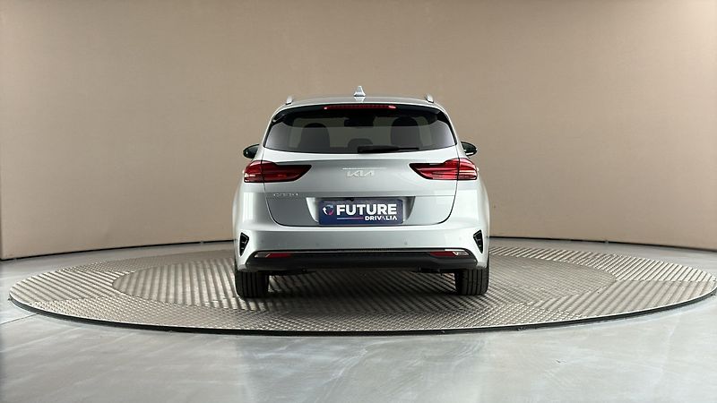 Kia Ceed 1.5 T-GDI Top - fotka 5 z 25