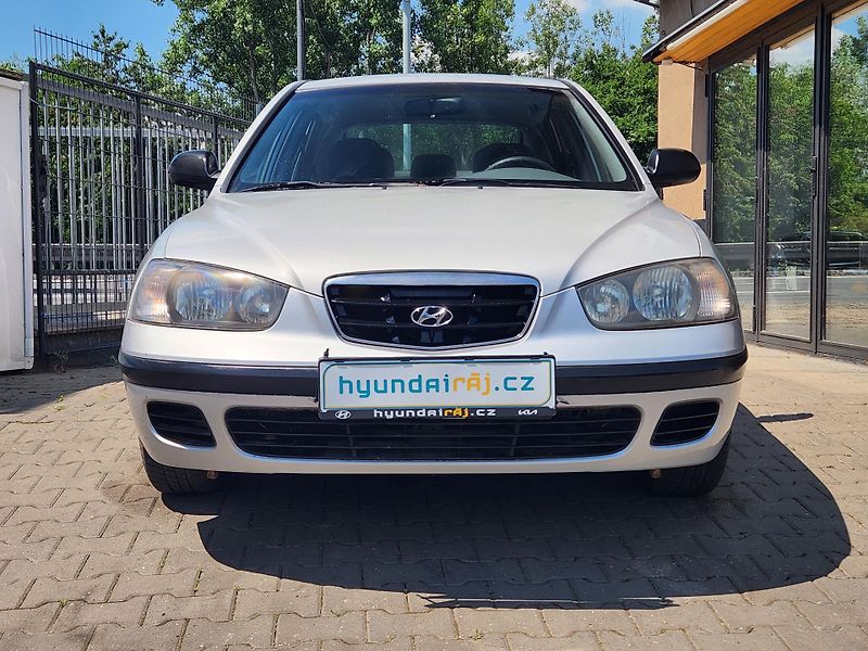 Hyundai Elantra (2001) 1.6-ZACHOVALÝ STAV-NÍZKÉ KM - fotka 3 z 13